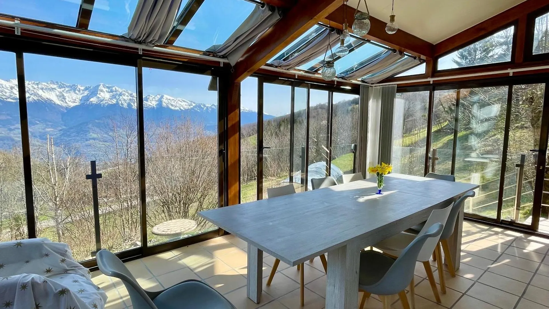 Holiday home Maison D'Exception Avec Etang Prive En Chartreuse Saint-Pancrasse France