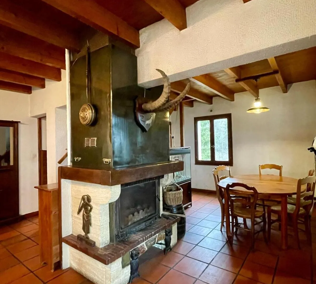 Holiday home Maison D'Exception Avec Etang Prive En Chartreuse Saint-Pancrasse