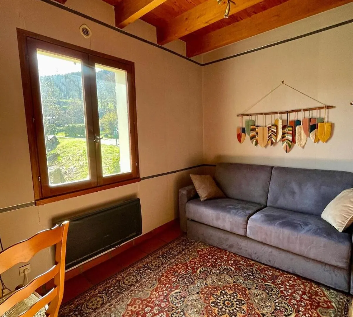 Holiday home Maison D'Exception Avec Etang Prive En Chartreuse Saint-Pancrasse